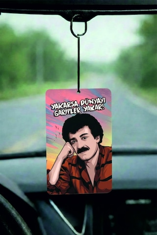 Dünyayı Garipler Müslüm Gürses Tasarımlı Oto Kokusu