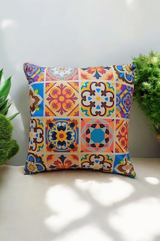 Modern Tarz Dijital Baskılı 4 Lü Dekoratif Kırlent Kılıfı Seti 43x43 Cm Şık Ve Renkli Tasarımlar Turuncu - Çok Renkli