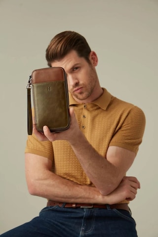 Carlye Hakiki Deri Haki Taba Uniseks Ön Cepli Bileklikli Fermuarlı Rfid Korumalı Çanta Taba