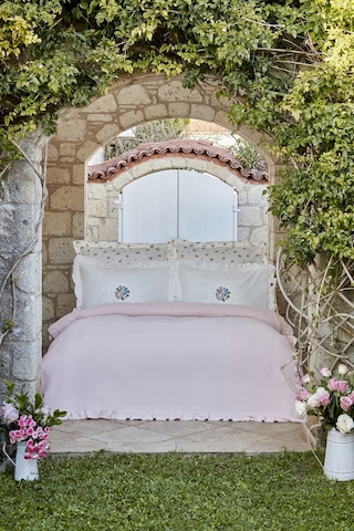 Karaca Home Fayette Çift Kişilik Nakışlı Nish Set Pudra 200.22.14.0434
