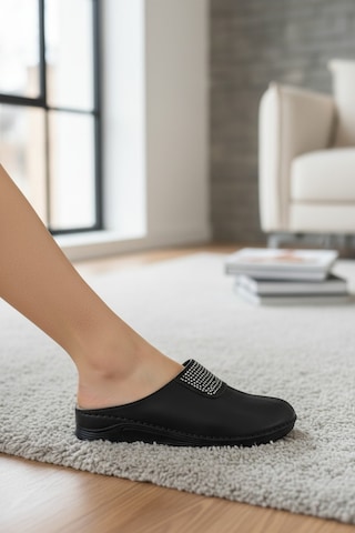 Enoch Kadın Siyah Tam Kapalı Burunlu Yoğun Taş İşlemeli Anatomik Comfort Ev Terliği