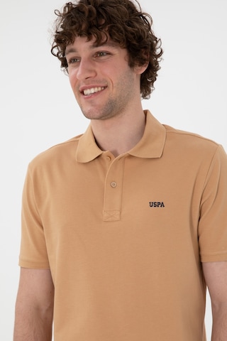 U.S. Polo Assn. Erkek Regular Fit Polo Yaka Camel Basic Tişört 50306007-VR015