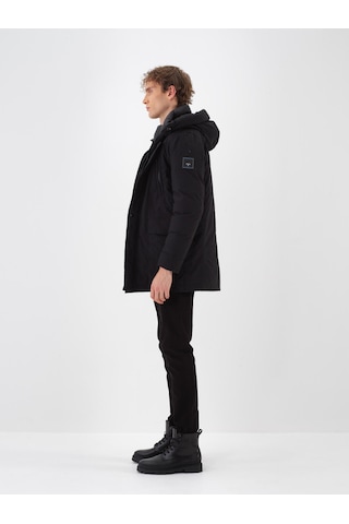 Siyah Formunu Koruyan Regular Fit Mont 190552