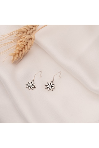 Dkmn Gümüş 925 Ayar Gümüş Sallantılı Kazımalı Yıldız Sembol Küpe