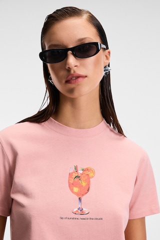 Grımelange IVONNE Kadın Cocktail Baskı Desenli Kısa Kollu Organik Pamuklu Bisiklet Yaka Crop Pembe T-Shirt