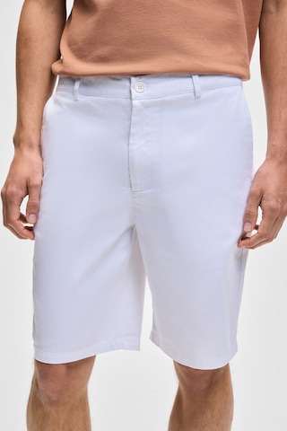Grimelange TEEMO Erkek Yanları Cepli Fermuarlı Likralı Slim Fit Beyaz Şort