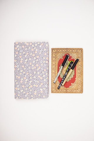 Kitap Kılıfı Kumaş Kitap Koruyucu A5 Defter Ve Kitap Uyumlu Gri Çiçekli
