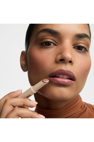 Inglot Lip Volume Tinted Lip Balm Dolgunlaştırıcı Renkli Dudak Balmı Cınnamon Nude 126 Çok Renkli