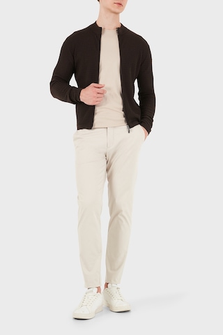 Emporio Armani Logolu % 100 Yün Regular Fit Bisiklet Yaka Hırka Erkek Hırka Em006315 Af27831 F6017 Koyu Kahve Koyu Kahverengi