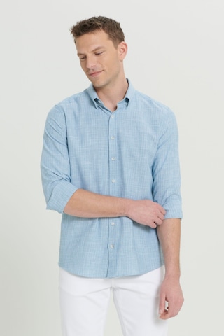 AC&Co / Altınyıldız Classics Erkek Yeşil Slim Fit Dar Kesim Düğmeli Yaka Flamlı Casual Gömlek 4A2022200073YSLXL Yeşil