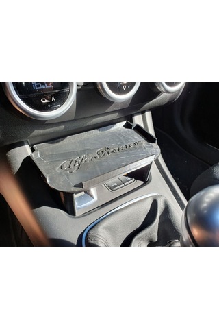 Alfa Romeo Giulietta Saklama Kutusu