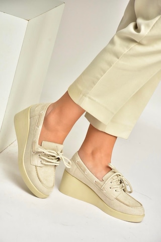 Fox Shoes Y602006402 Bej Süet Dolgu Tabanlı Kadın Ayakkabı Bej