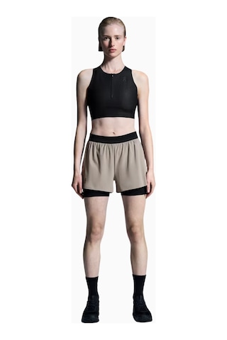 On 3" Performance 2/1 Shorts Hafif Iç Taytlı Hızlı Kuruyan Kadın Koşu Şortu Bej