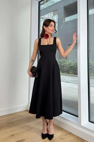 Unika Boutique Kadın Siyah Kare Yaka Askılı Uzun Siyah Elbise Karesiyah