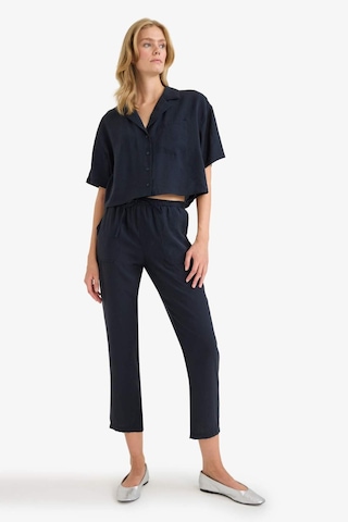 DeFacto Straight Fit Çift Cepli Yüksek Bel Düz Paça Modal Kumaş Pantolon E5962AX25SPNV100