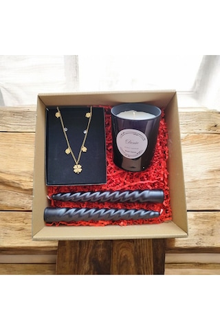 Denic Hediye Seti Kokulu Siyah Bardak Mum Yonca Kolye Burgulu Mum