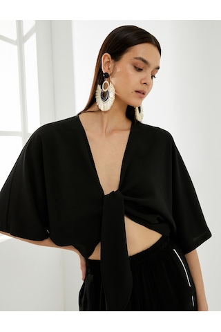 Koton Crop Bluz Önden Bağlama Detaylı Yarasa Kol Siyah 4sak60271uw 4SAK60271UW999 Siyah