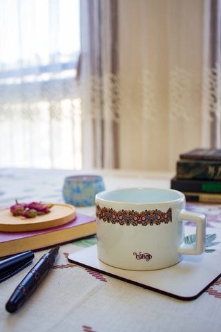 Latif Kare Kulplu Seramik Beyaz Bardak