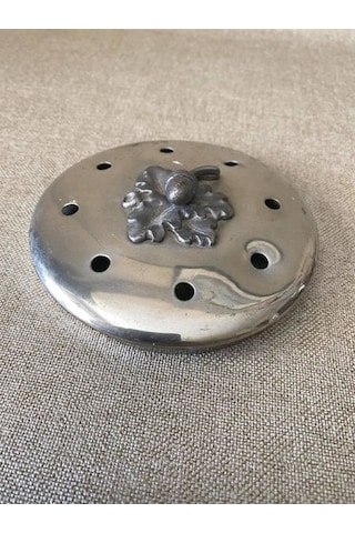 Fındık Motıflı Gümüş Kaplama Delıklı Kapak 12Cm