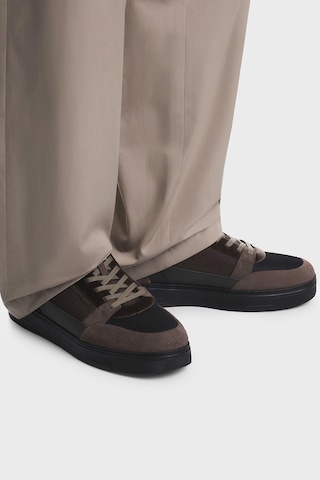 Emporio Armani Süet Detaylı Sneaker Ayakkabı Erkek Ayakkabı Em004836 Af23155 M6489 Kahve-siyah