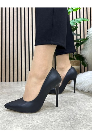 Günlük Kadın Stiletto Sivri Burun Düz Sade Şık Rahat Tırtıklı Taban İnce Topuklu Ayakkabı 289 Siyah