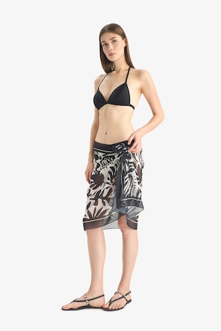 Defacto Regular Fit Desenli Şifon Pareo-fall İn Love E8218ax25hsbk27 Siyah