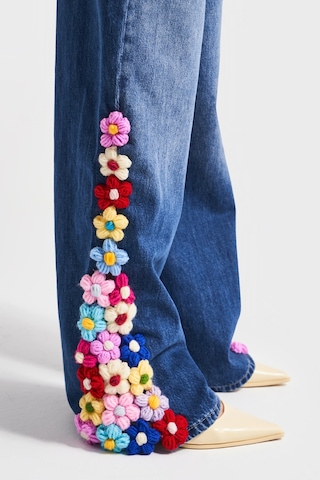 Itsbasic Kadın Mavi Renk 2w5-5 Palazzo Fit Renkli Çiçek Örgü İşlemeli Özel Tasarım Denim Jean