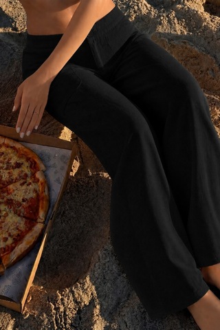 Tarz Cool Kadın Wide Leg Pantolon Ön Cep Detaylı Rahat Kalıp Günlük Pantolon Siyah
