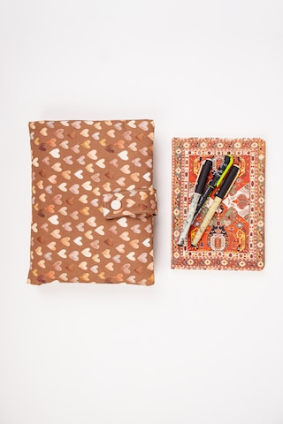 Kitap Ve Defter Kılıfı Kalp Desenli Çok Bölmeli Kumaş Organizer 19x26 Cm