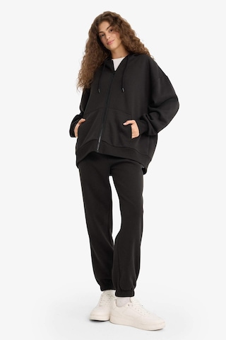 DeFacto Standart Fit Kalın Jogger Eşofman Altı Bel Paça Lastikli Basic Düz Uzun Boy S7370AZ24WNBK81