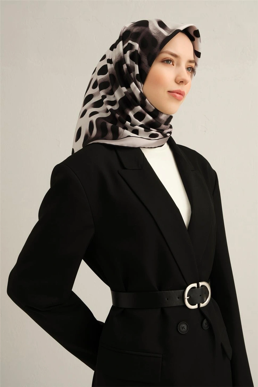 Armine Leopar Desenli Saf İpek Twill Eşarp 9320d 32 Siyah