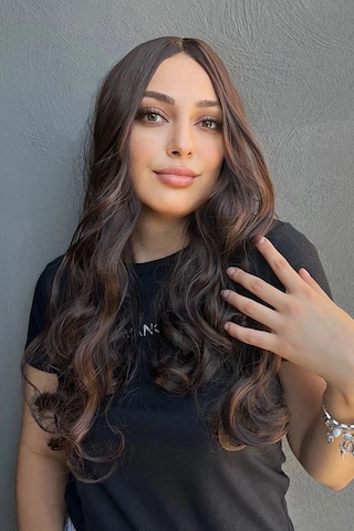 Caş Dekorasyon Kahverengi Renk Dalgalı Çıtçıtlı Peruk