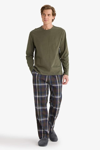 Defacto Pijama Takımı Regular Fit Uzun Kollu Üst Kareli Uzun Alt B2450ax25wnkh438 Haki-kh438