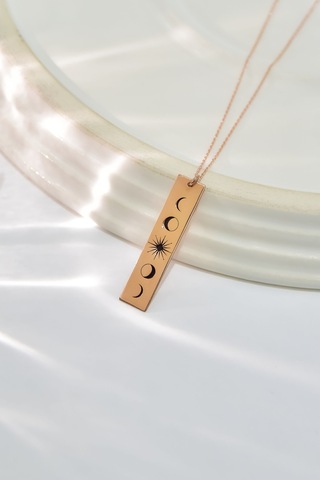 925 Ayar Gümüş Rose Kaplama Moon Phase Plaka Kolye
