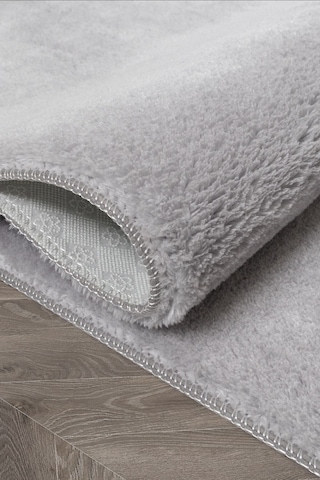 Vl Oval Comfort Overloklu Peluş Yolluk Açık Gri Gri Düz Ponpon