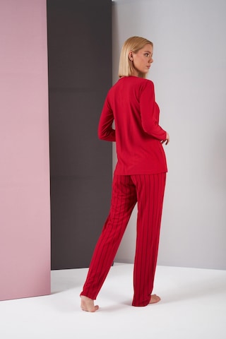 Pjs 26001 Kadın Saten Düğmeli Yaka Cepli Uzun Kollu Pijama Takım bordo