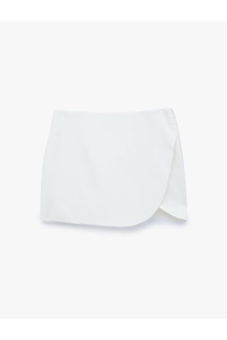 Koton Slim Fit Cepli Kruvaze Süper Mini Şort Etek Beyaz 7wak70022pw