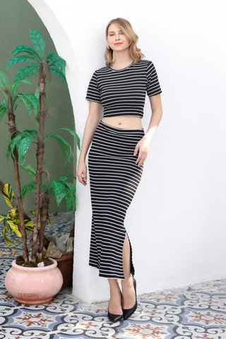 Fullamoda Çizgili Bisiklet Yaka Crop Takım Siyah