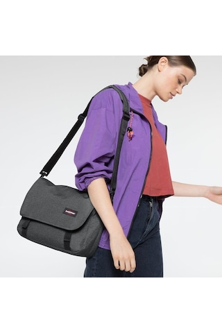 Eastpak JR Black Denim Omuz Çantası Siyah EK07777H Siyah