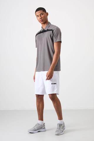 Tommy Life Koyu Gri Polyester Nefes Alan Dokulu İnce Esnek Standart Fit Polo Yaka Erkek Performans T-shirt - 8 Koyu Gri