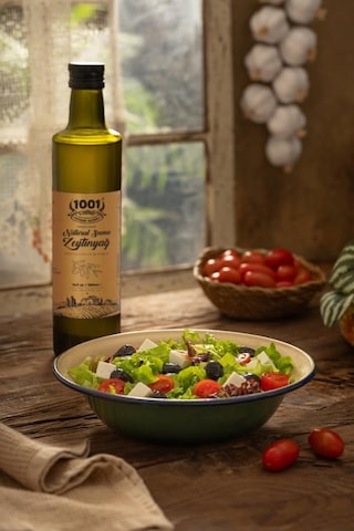 1001 Çiftliği Natural Sızma Soğuk Sıkım Zeytinyağı 500ml