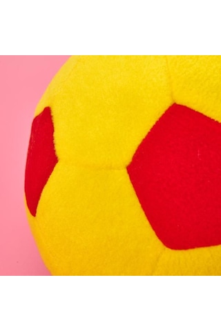 Evidea Soft Futbol Topu Figürlü Yastık - Sarı / Kırmızı - 30x30 Cm Sarı / Kırmızı