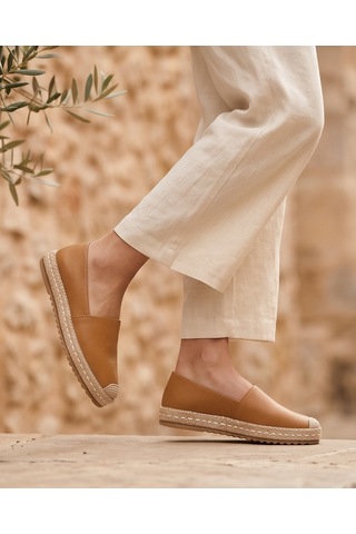 Futsishoes Lucıa Açık Taba Hakiki Deri Dikiş Detaylı Kadın Espadril Futsishoes Lucıa Açık Taba Hakiki Deri Dikiş Detaylı Kadın Espadril