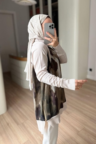 Kahijab Yan Fermuarlı Desenli Boğazlı Merserize Tunik - Krem