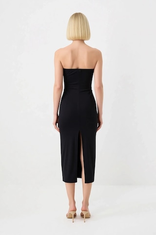 Benerly Kadın Straplez Bodycon Maxi Elbise Kolsuz Derin Yırtmaçlı Poplin Siyah
