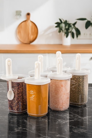 Porsima 4360 6lı Kaydırmalı Kendinden Kaşıklı Sızdırmaz Kapaklı Etiketli Baharatlık Seti - Saklama Kabı Beyaz - Şeffaf