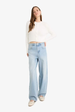 Defacto Coool Slim Fit Dar Kesim Bisiklet Yaka Triko Hırka Z9318az25wner98 Ekru