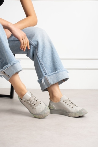 Shoetek Sawex Kadın Sneakers Bağcıklı Taşlı Spor Ayakkabı Gri Deri