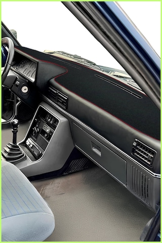 Renault Broadway R9 /11 Spring Fairway Flash Uyumlu Ön Göğüs Koruma Halısı Siyah