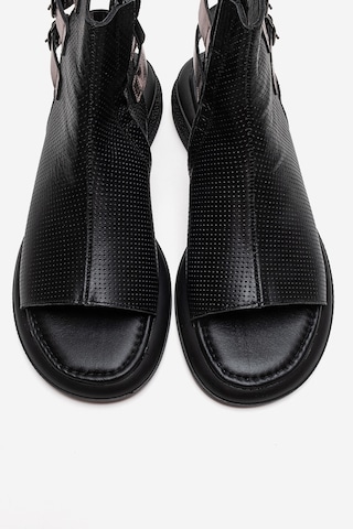 Luvishoes Carına Siyah Cilt Hakiki Deri Yandan Fermuarlı Kadın Sandalet